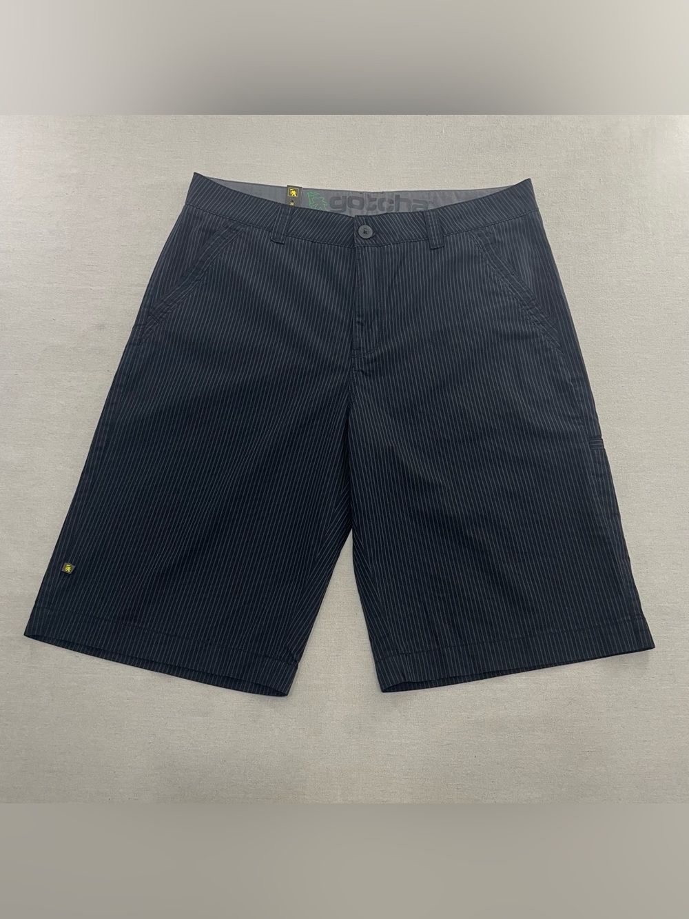 NEW Gotcha Men's Shorts Sz 36 Black Striped Casual Surf Skate Chino Flat Front